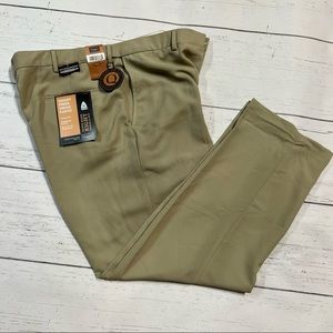 New Haggar Smart Fiber Dress Pants 40W x 31L Stretch Waist, Plain Front, No Iron